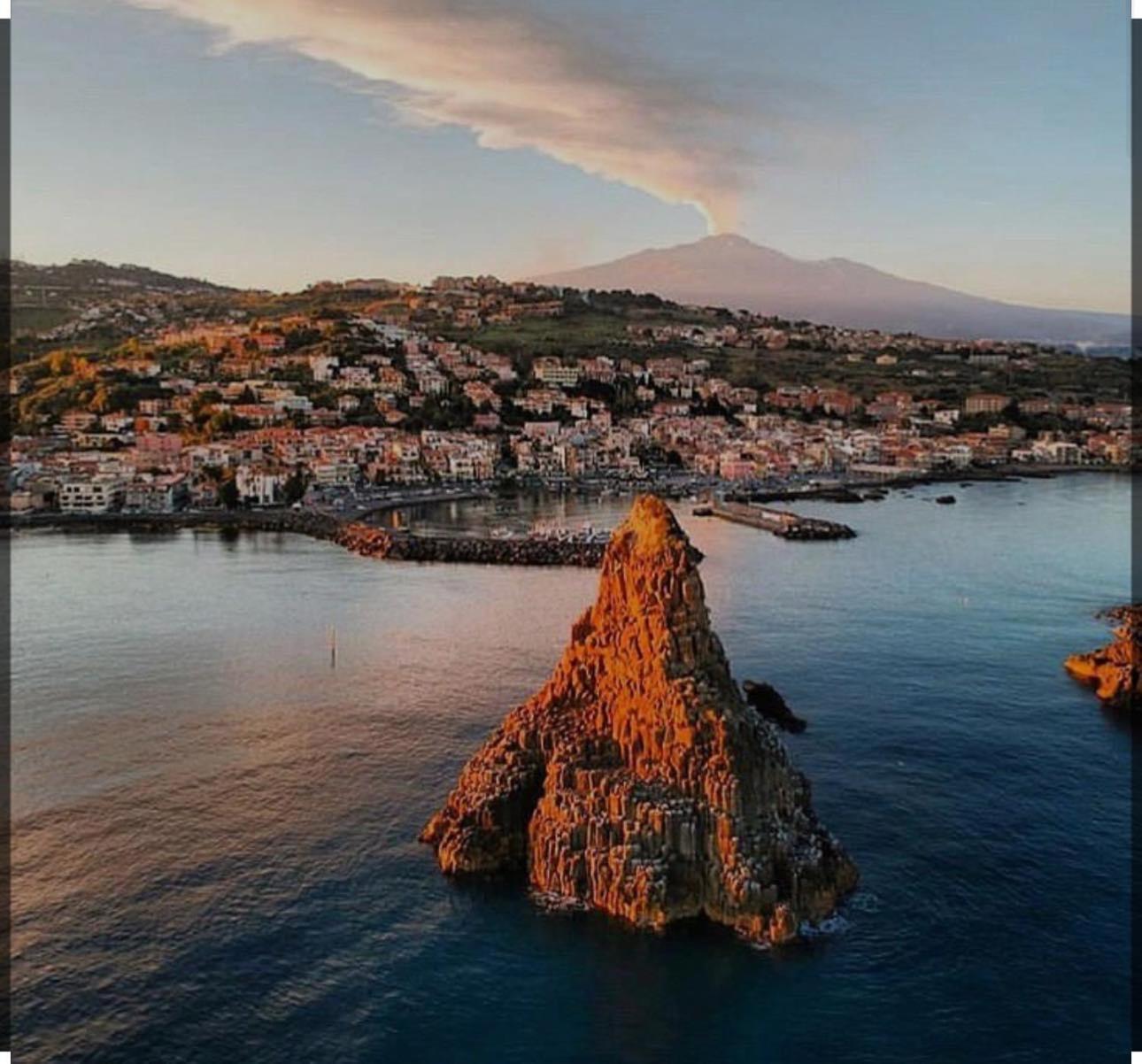 Cbh Sicitaly Group Bed & Breakfast Aci Castello Exterior photo